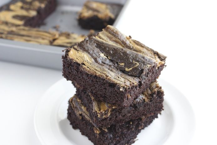 Chocolate_Almond_Butter_Brownies_1.jpg