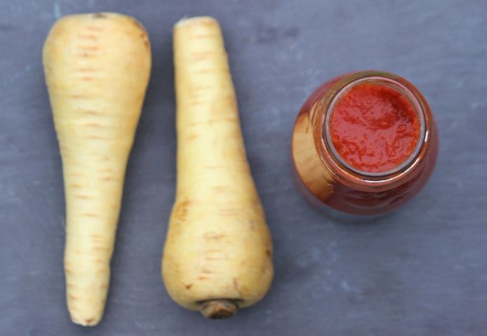 Baked-Parsnip-Fries-with-Tomato-Ketchup-Sauce-694.jpg