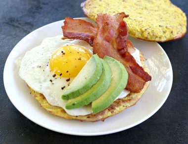 Healthy Cauliflower Egg “McMuffin”