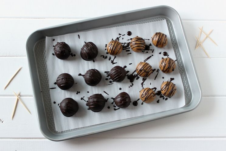 Peanut_Butter_Truffles.jpg