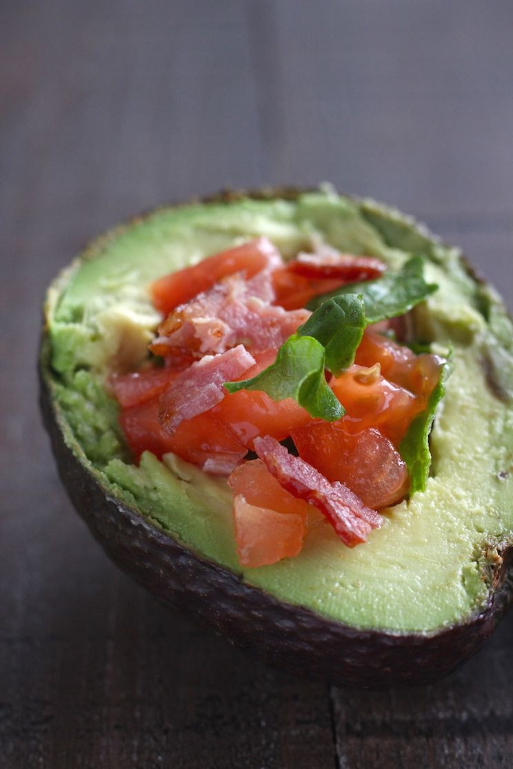 Stuffed-Avocado-BLT.jpg?x31220