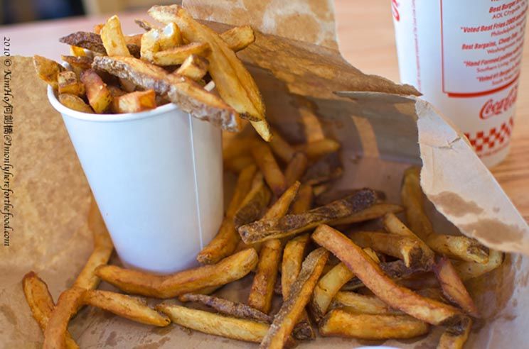 Five-Guys-Large-French-Fries_2.jpg