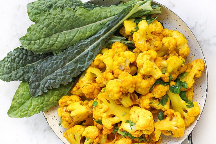 schema-photo-Roasted-Curried-Cauliflower-with-Coconut-Oil.jpg