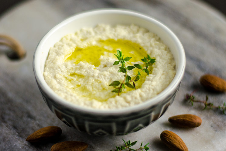 schema-photo-Easy-Dairy-Free-Cream-Cheese.jpg