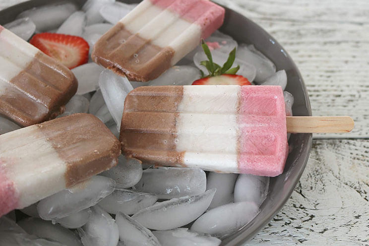 SCHEMA-PHOTO-Dairy-Free-Neapolitan-Popsicles-with-Coconut-Milk.jpg