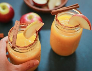 Sweater Weather Smoothie with Apple and Cinnamon