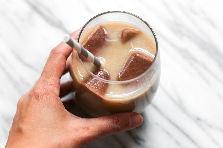 SCHEMA-PHOTO-Dark-Chocolate-Coconut-Milk-Ice-Cubes.jpg