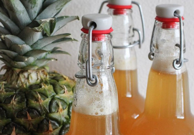 Pineapple-and-Cayenne-Kombucha.jpg