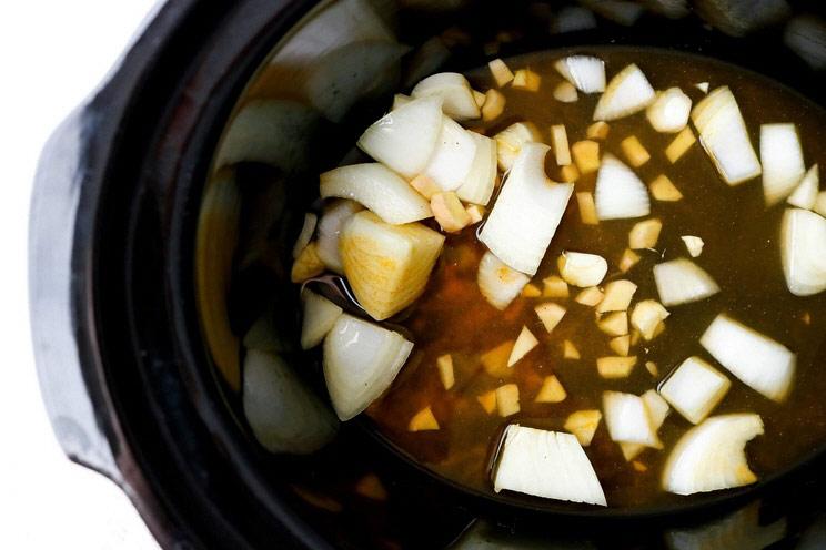 SCHEMA-PHOTO-Easy-Fire-Cider-Recipe-Crockpot-Method.jpg