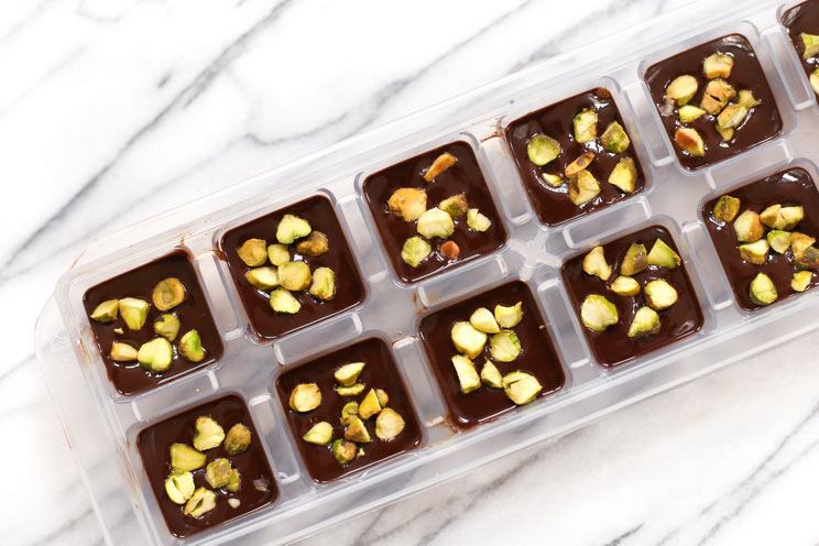 SCHEMA-PHOTO-Collagen-Pistachio-Chocolate-Bites-Recipe.jpg