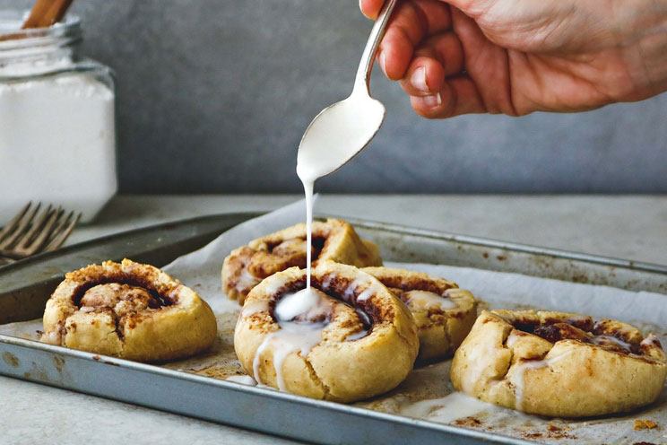 SCHEMA-PHOTO-Paleo-Cinnamon-Rolls.jpg