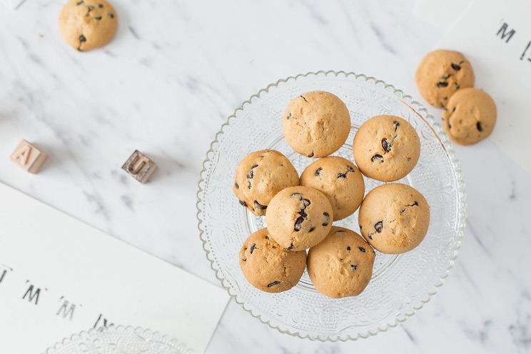 SCHEMA-PHOTO-Mini-Chocolate-Chip-Crunch-Cookies.jpg