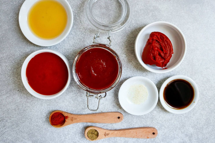 SCHEMA-PHOTO-Paleo-Condiments-Barbecue-Sauce.jpg