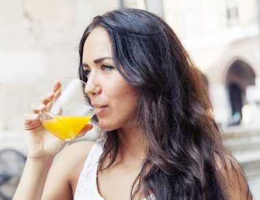 8 Signs You’re Addicted to Sugar (and How to Overcome It)