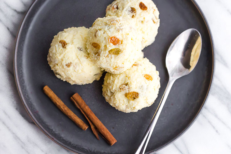 IN-ARTICLE-Coconut-Maple-Raisin-Ice-Cream.jpg
