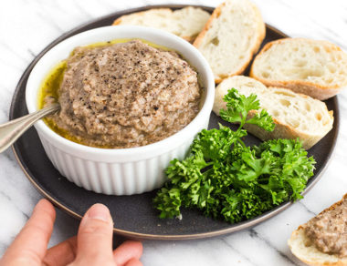 Highly Spreadable Mushroom Medley Pesto
